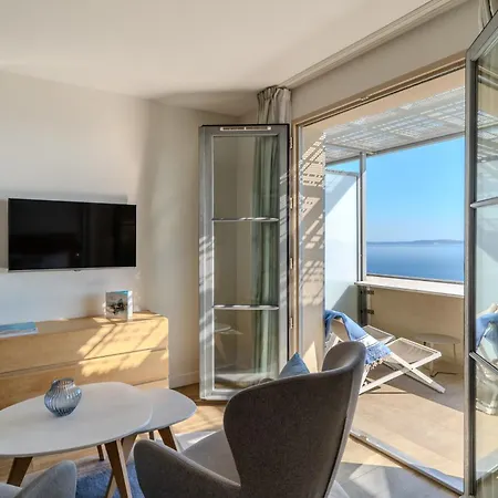 La Douce Hotel Le Rayol-Canadel-sur-Mer
